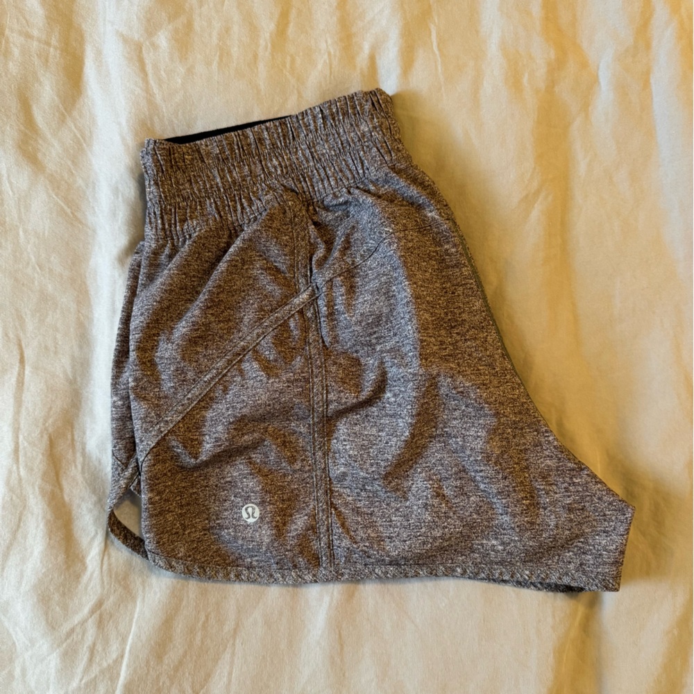 Lululemon track that shorts